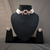 Bird pearl choker in red